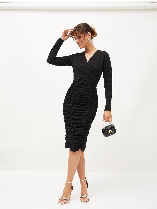 Women Black Knitted Ruched Midi Dress