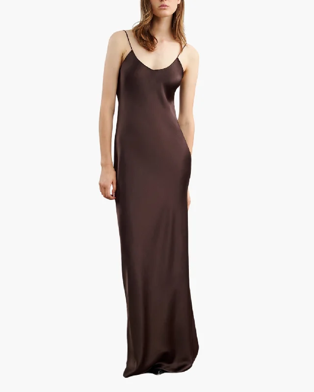 CAMI GOWN IN DARK BROWN