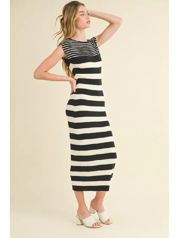 Stripe Pattern Knitted Long Dress