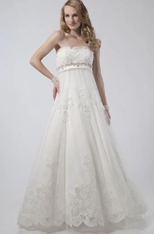 Alfred Sung Empire Waist Lace and Tulle Gown